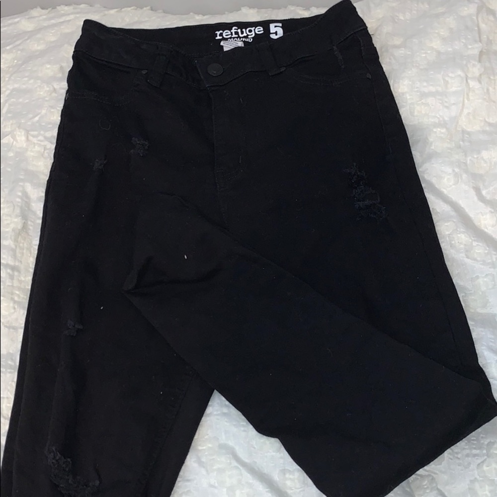 Black skinny jeans